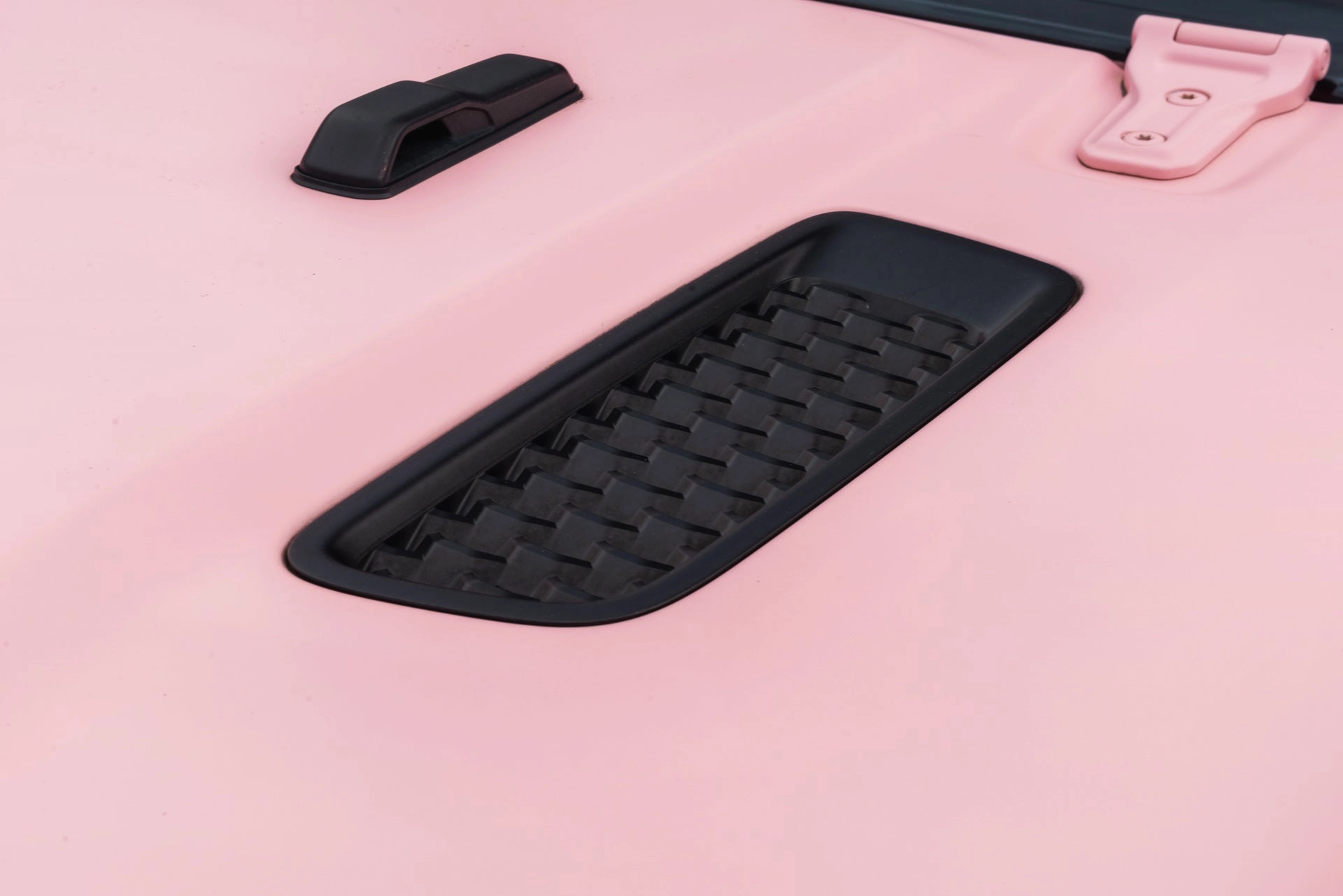Jeep Wrangler JL 2 Door - Exterior Pink