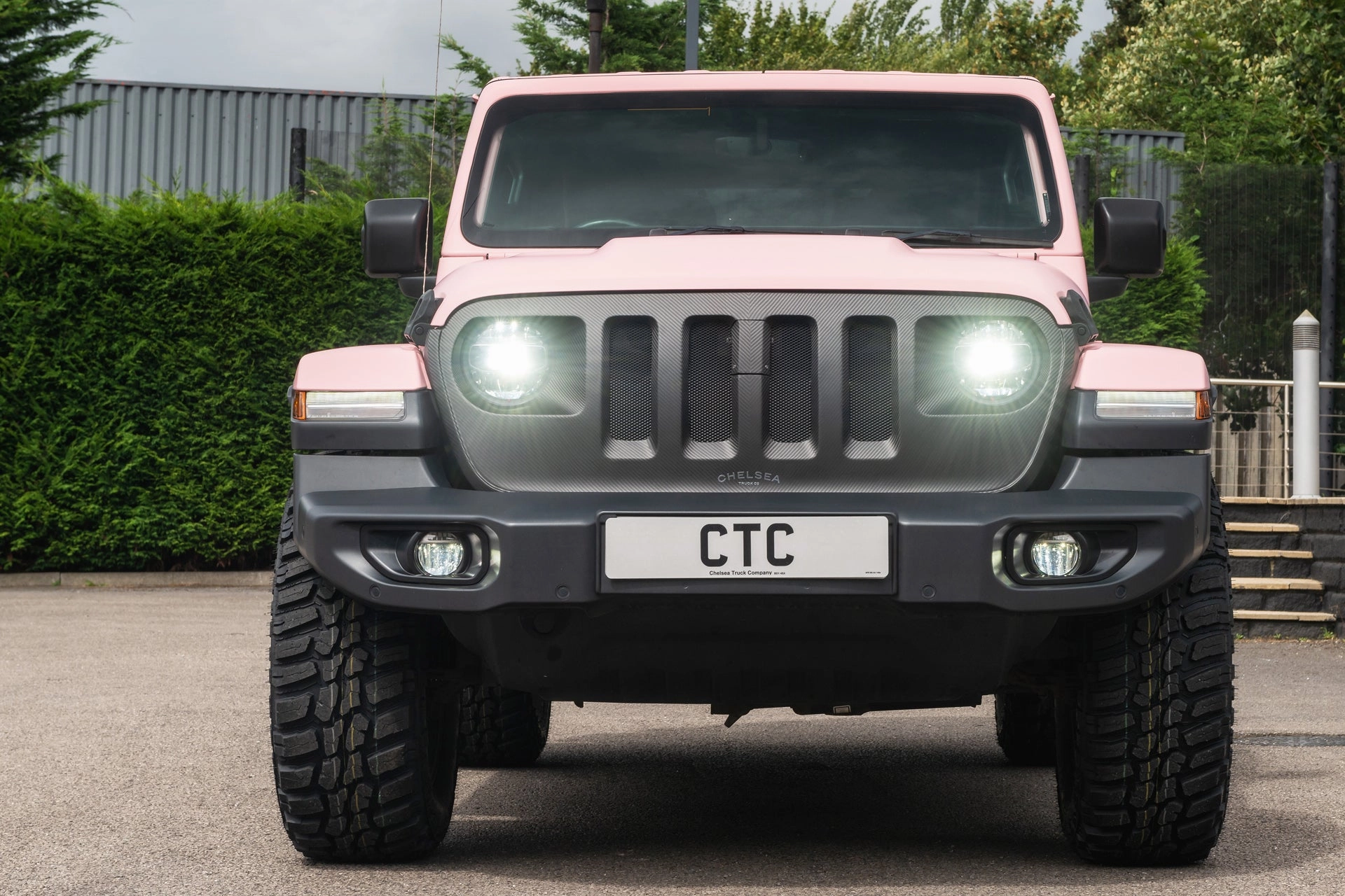 Jeep Wrangler JL 2 Door - Exterior Pink