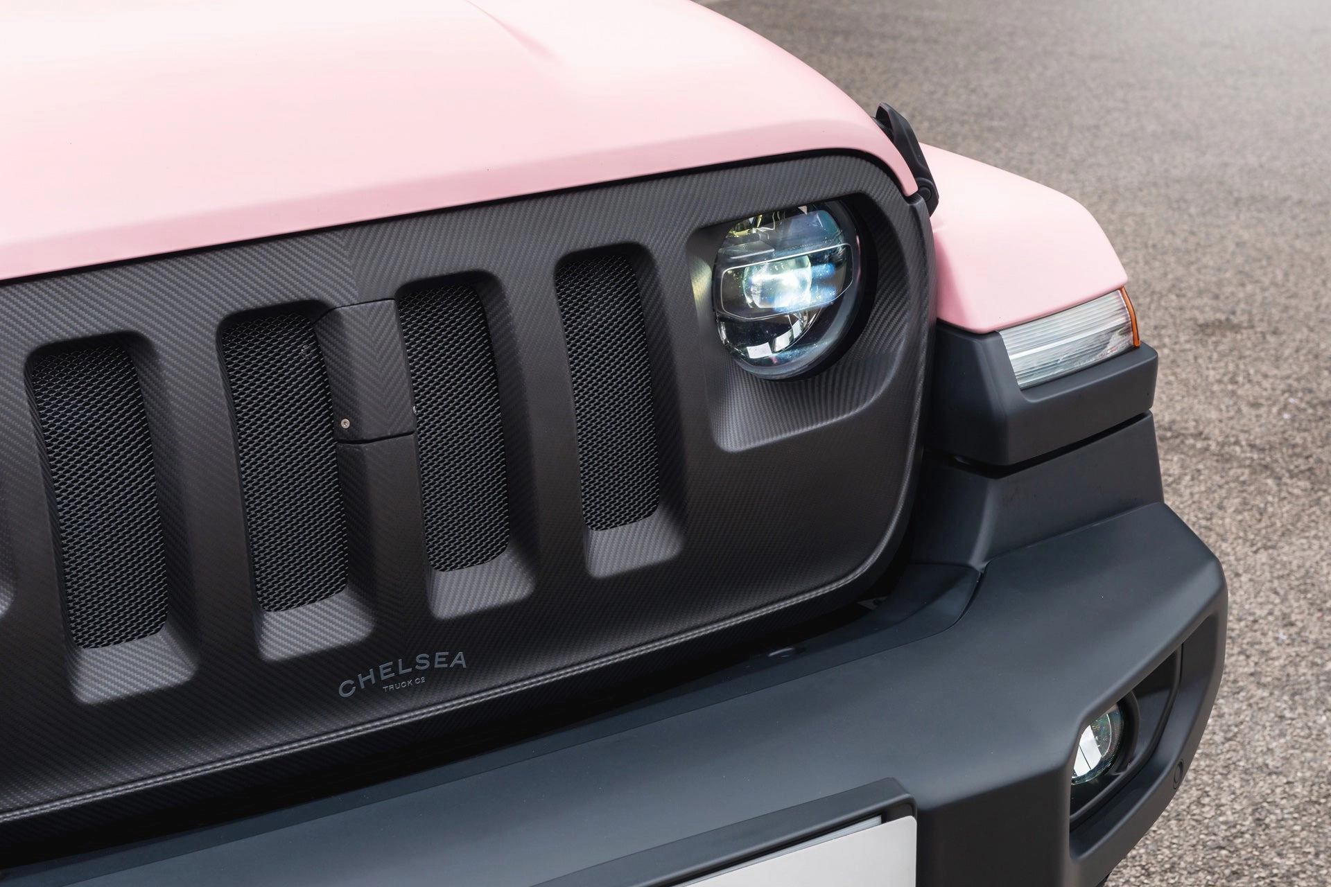 Jeep Wrangler JL 2 Door - Exterior Pink