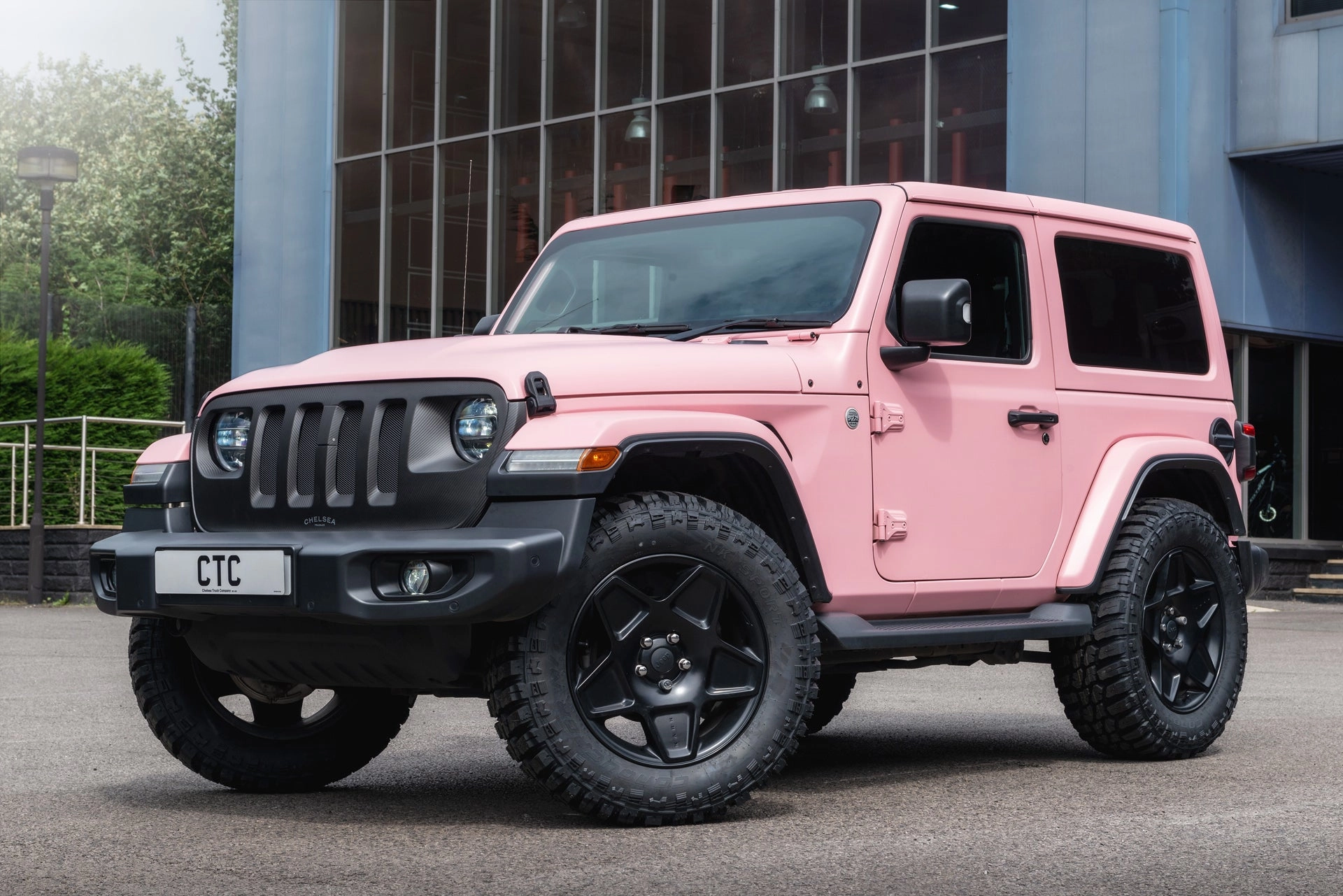 Jeep Wrangler JL 2 Door - Exterior Pink