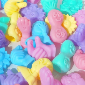 Leeeeeetoy PASTEL Leeeeeemoji "Blind Box/ Case of 18"