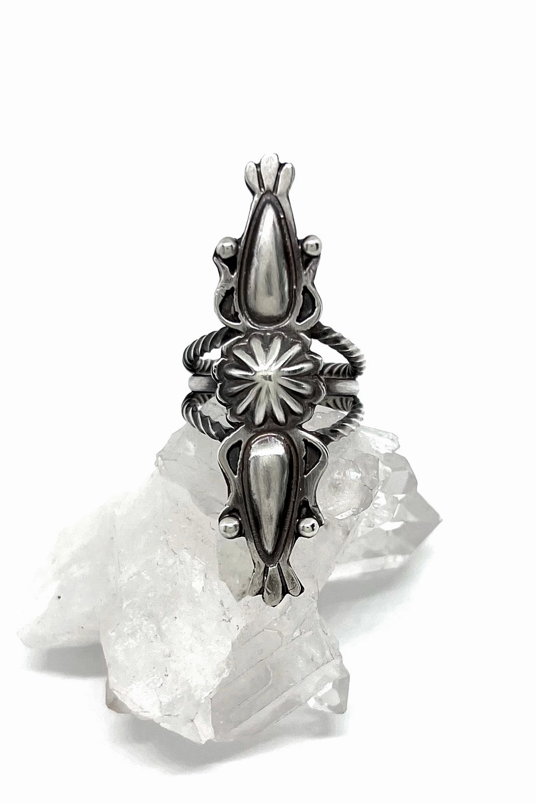 Navajo Oxidized Sterling Silver Repousse Ring (Size 6)