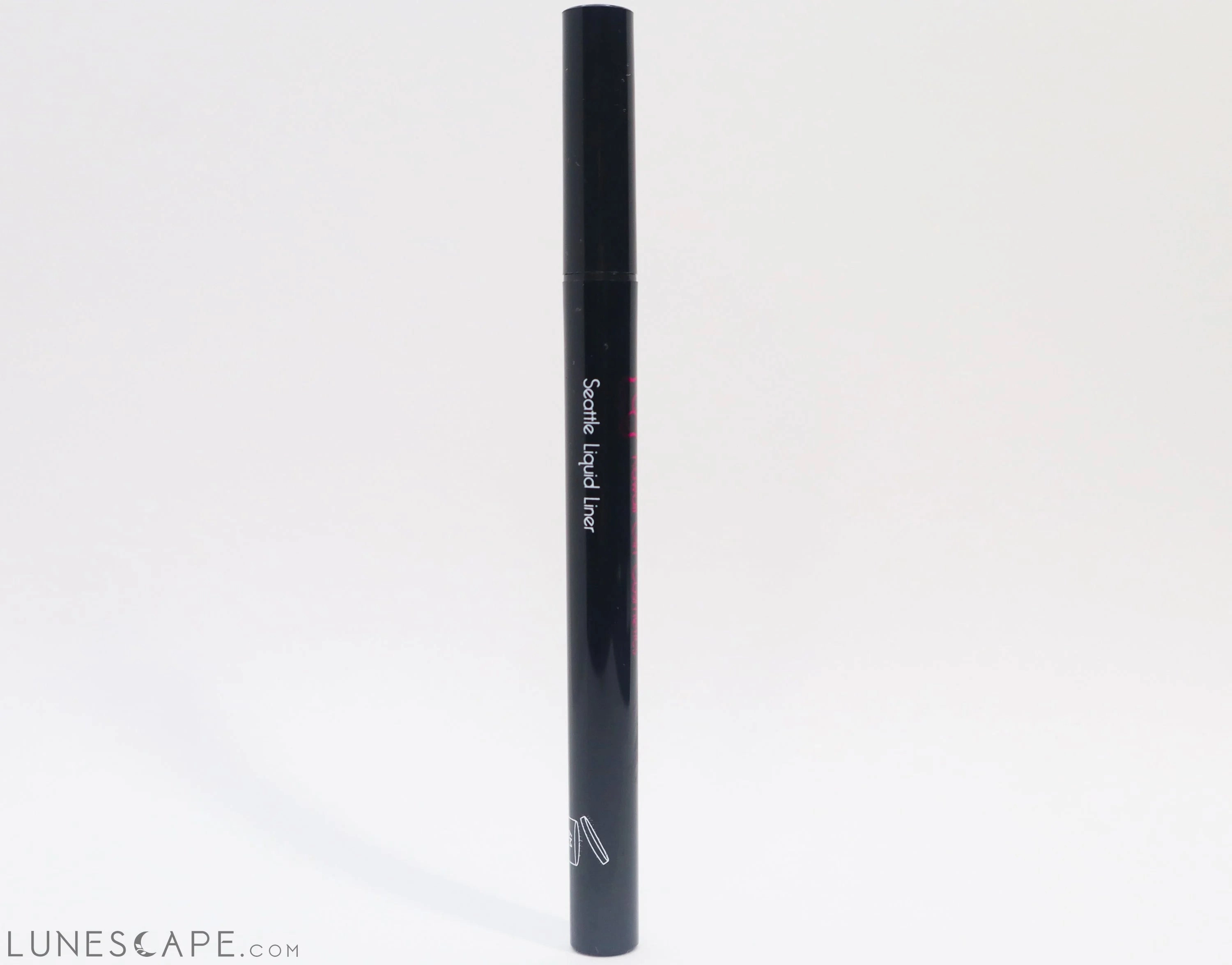 Queen Anne Liquid Liner