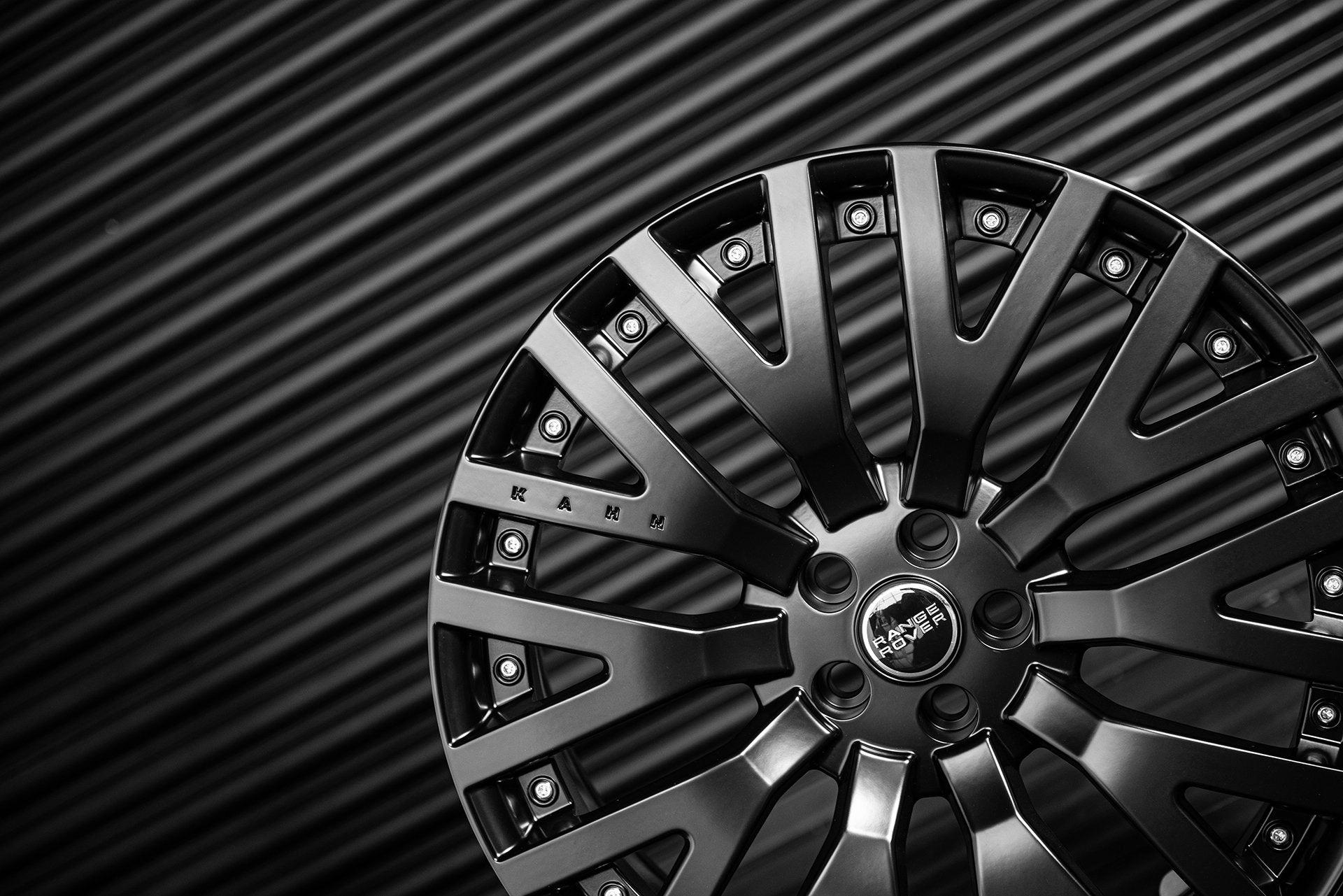 Range Rover Sport (2022-Present) RS-2 Light Alloy Wheels