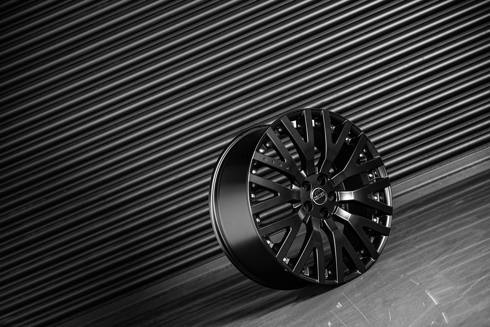 Range Rover Sport (2022-Present) RS-2 Light Alloy Wheels