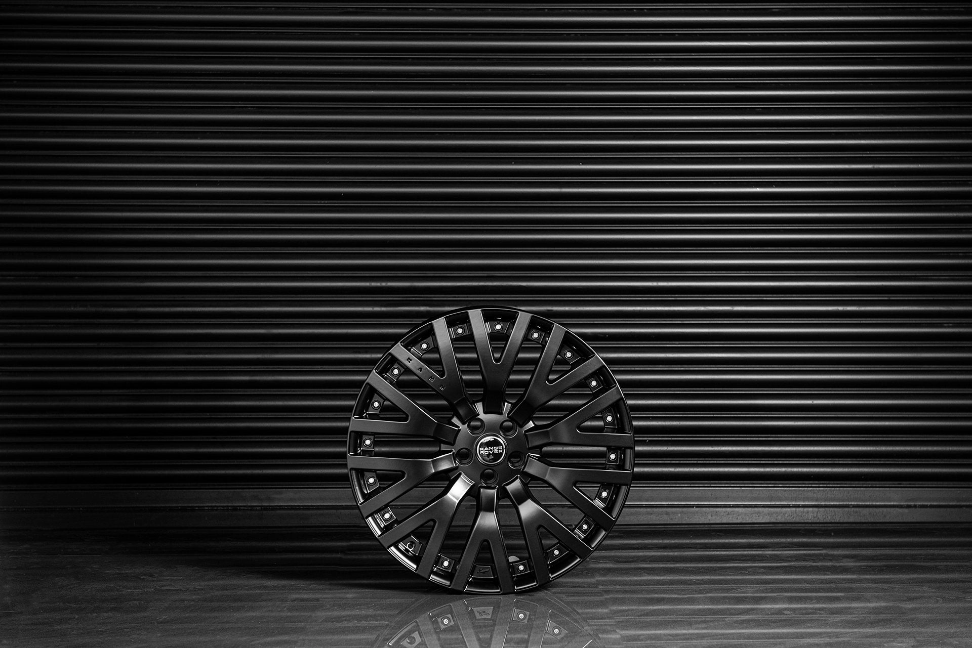 Range Rover Sport (2022-Present) RS-2 Light Alloy Wheels