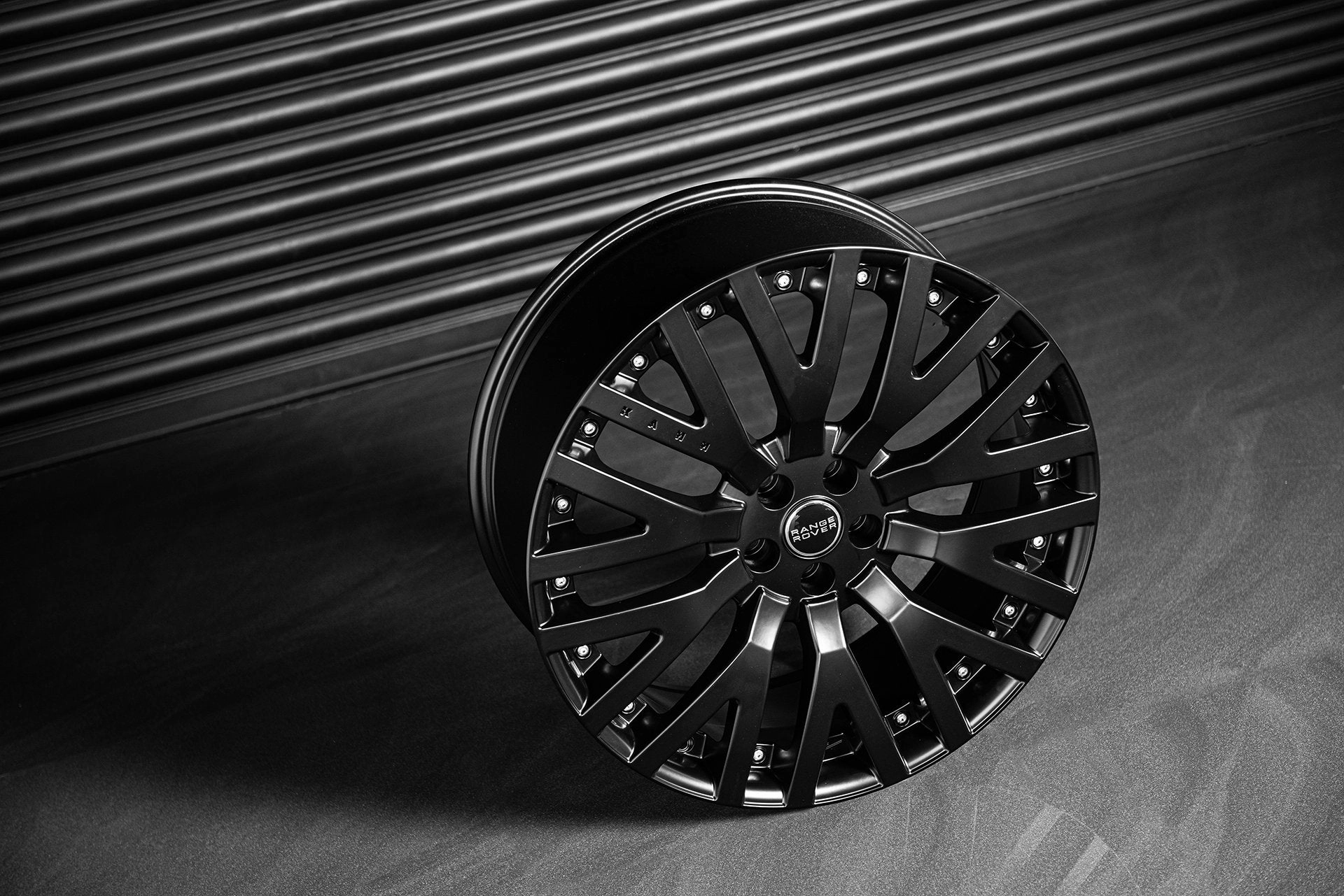 Range Rover Sport (2022-Present) RS-2 Light Alloy Wheels