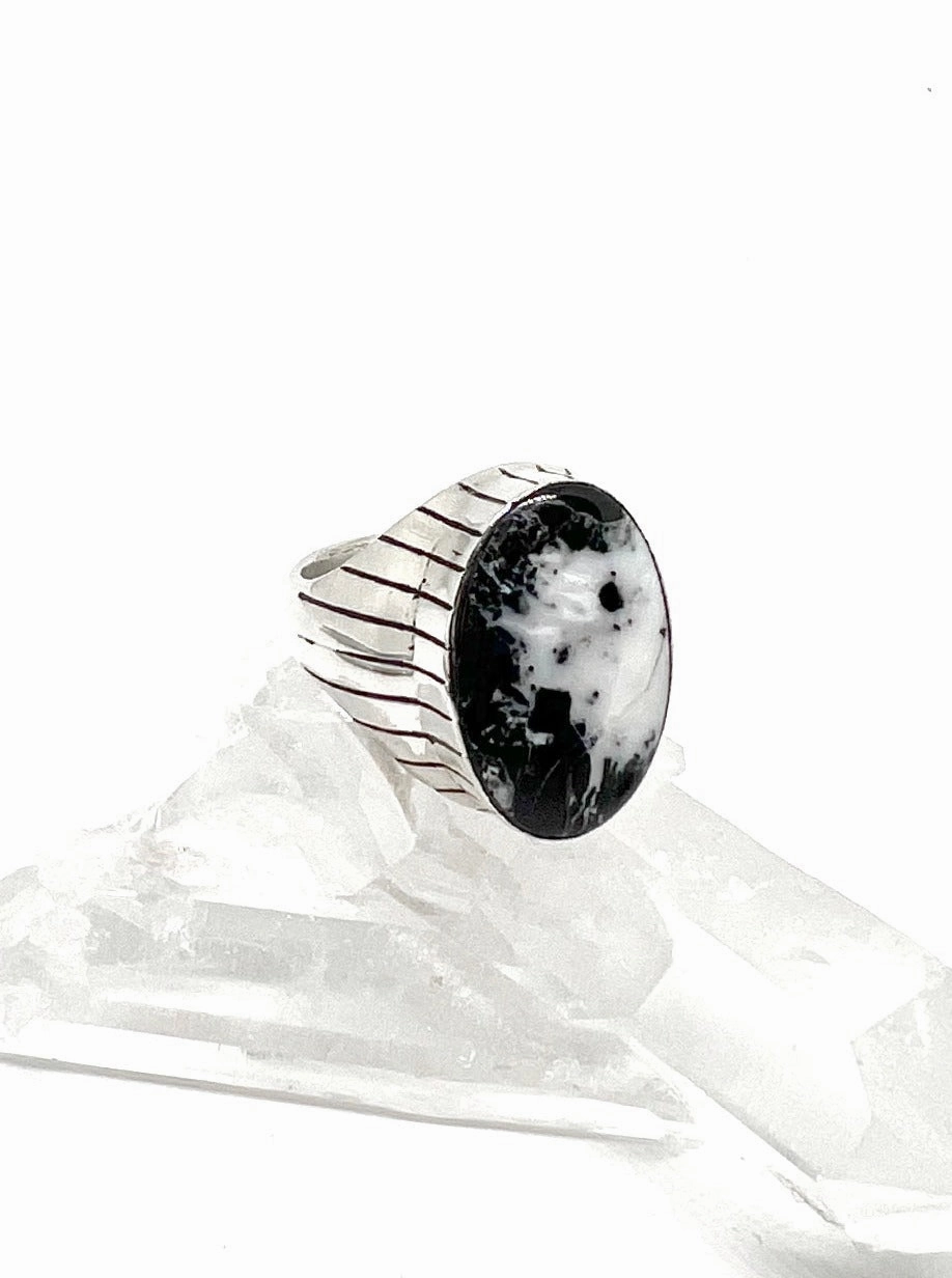 White Buffalo Men's Ring (Size 11)