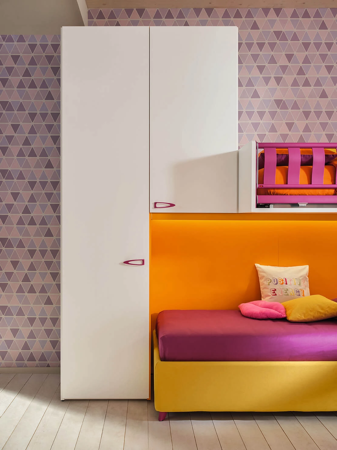 Z - Kids/ Teens Bunk Beds with Wardrobes
