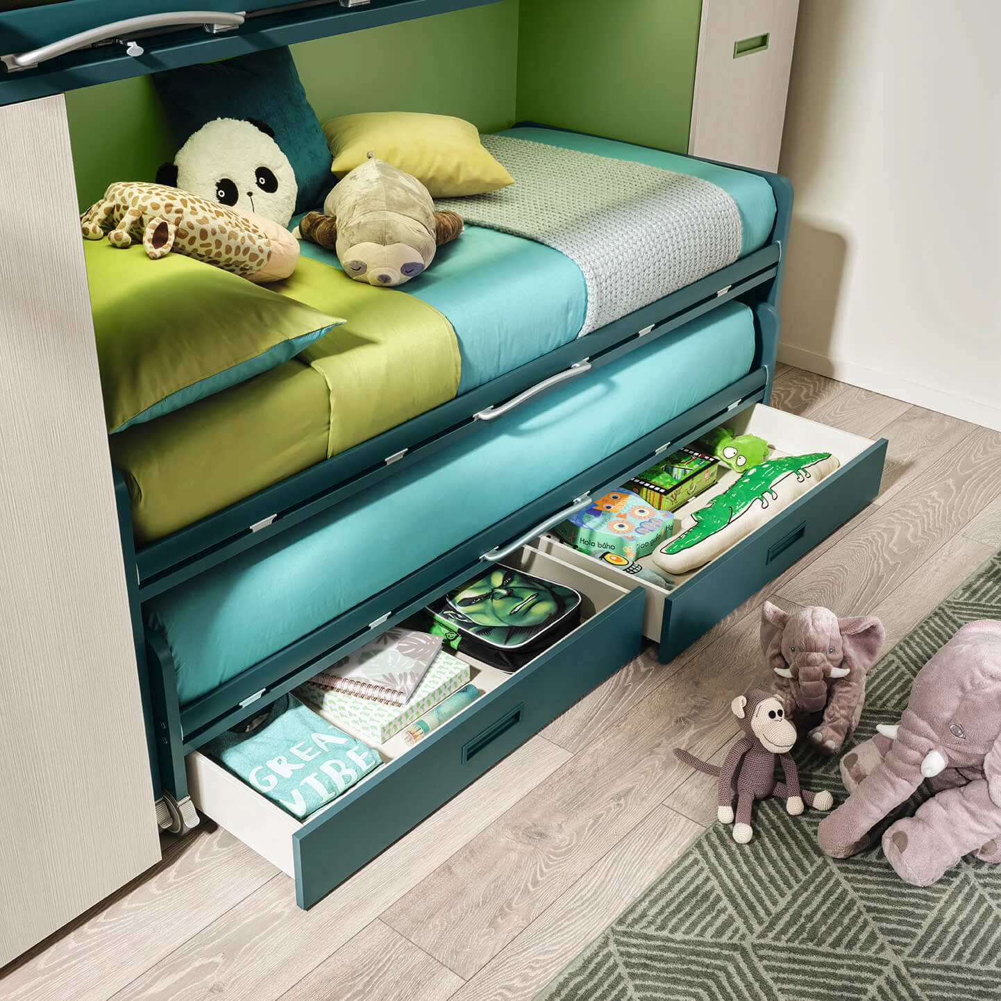 Z - Kids/ Teens Bunk Beds with Wardrobes